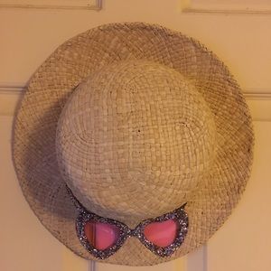 Kate Spade Rose colored sunglasses Sun hat